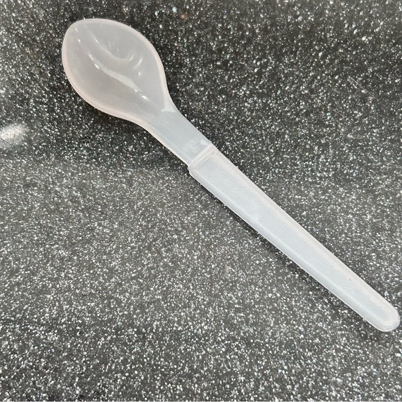3 Tupperware Hang On Baby Spoons - Picture 4 of 5